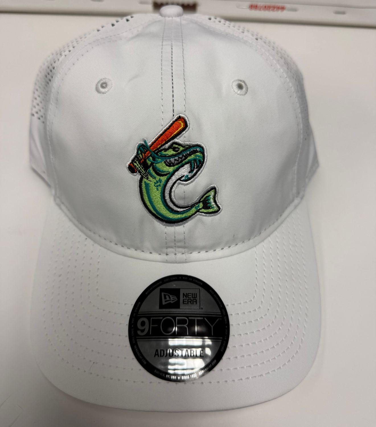 New Era 9Fourty White Tech Golf hat with Fish logo New Era 9Fourty White Tech Golf hat with Fish logo