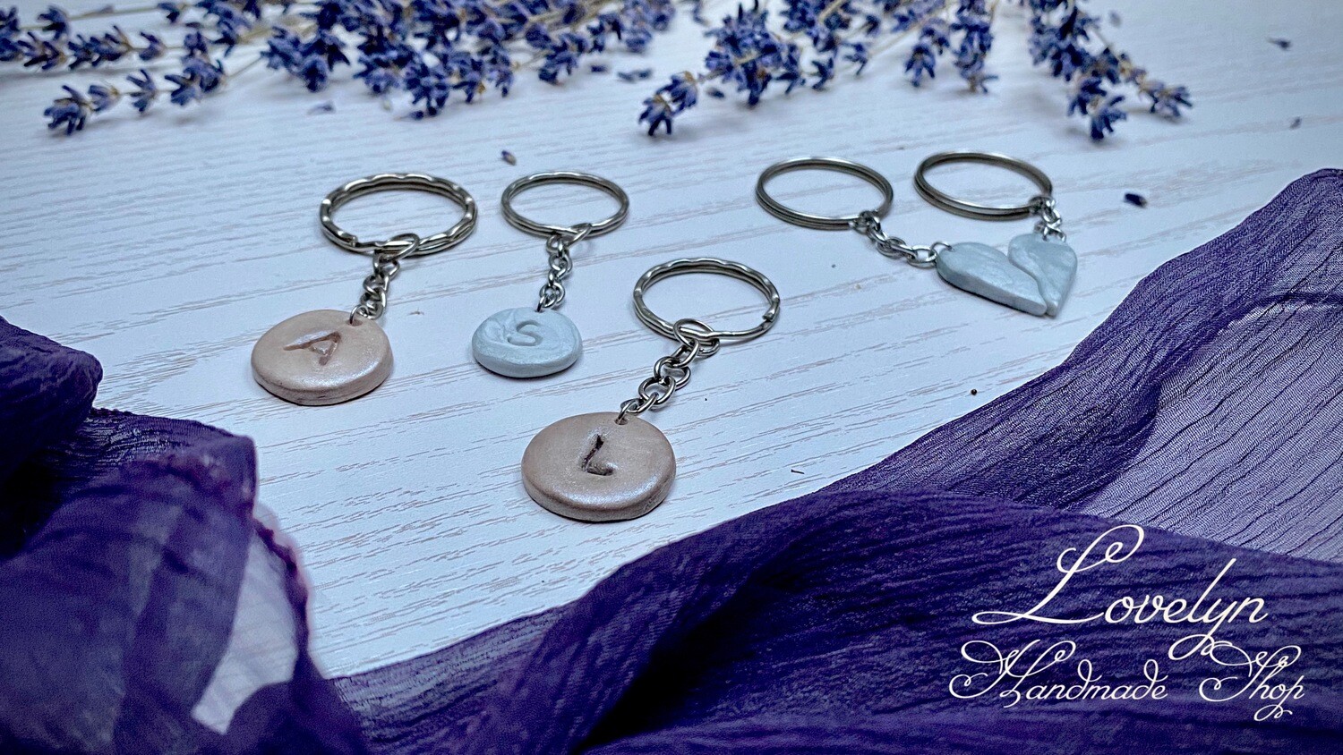 Custom Couple Keychain 1+1