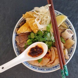 Bún bò Huế