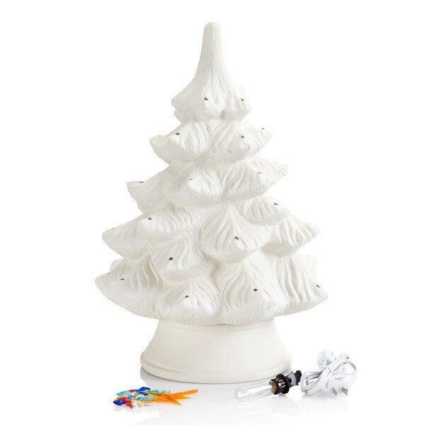 Large Christmas Tree*