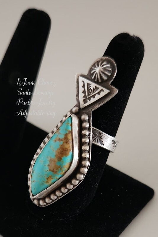 Sterling silver adjustable ring with Kingman turquoise stone