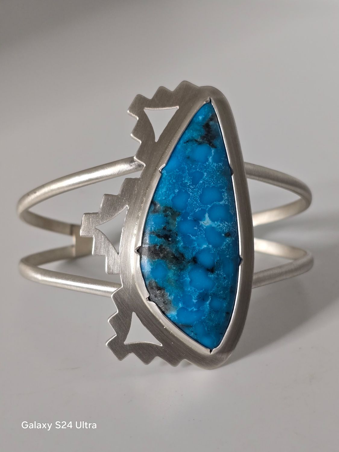 Sterling silver bracelet with Kingman Turquoise stone