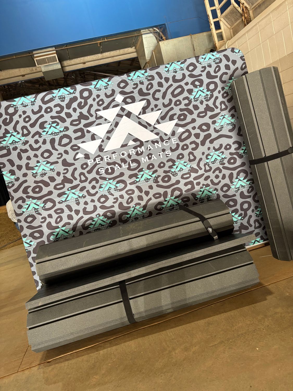 BFA stall mat special 6x9x2