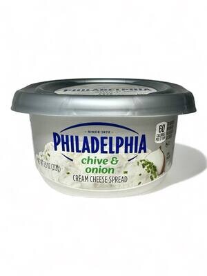 Philadelphia Cream Cheese Spread With Chive&Orion 7.5oz (212g.)