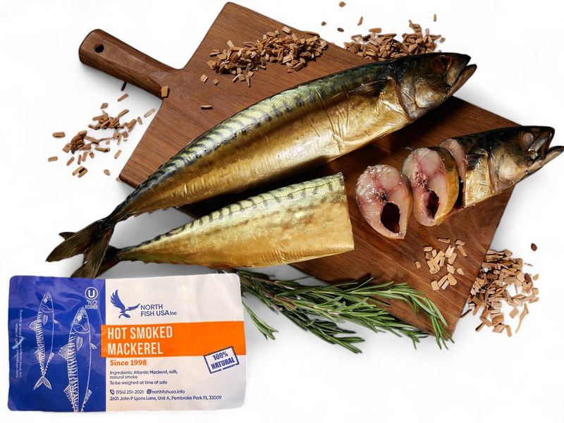 North Fish Hot Smoked Mackerel Whole (+-1Lb)
