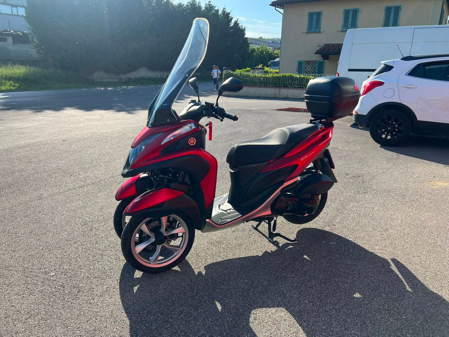 YAMAHA TRICITY 125 - PREZZO 2300 euro YAMAHA TRICITY 125 - PREZZO 2300 euro
