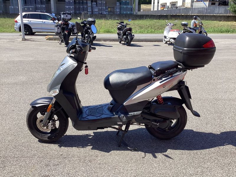 KYMCO AGILITY  R12  -50 cc - PREZZO 900 euro