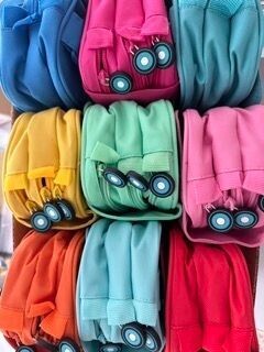 ESTUCHE  3º y 4º diferentes colores  lisos sin materiales