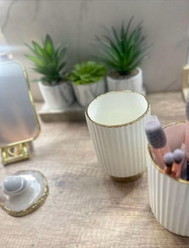 The Makeup Solution - Lesson Session