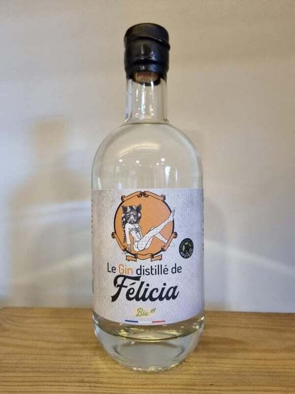 GIN | LE GIN DISTILLÉ DE FÉLICIA - LANDA'S DISTILLERIE