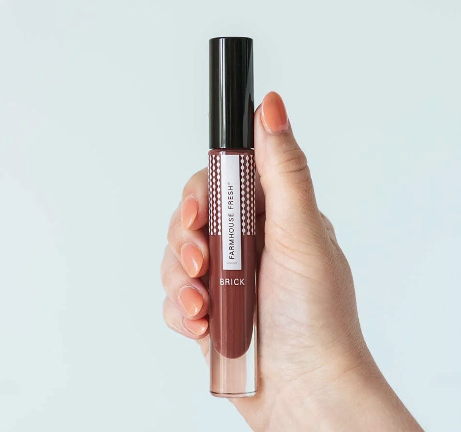 Vitamin Glaze Oil Infused Lip Gloss – Brick