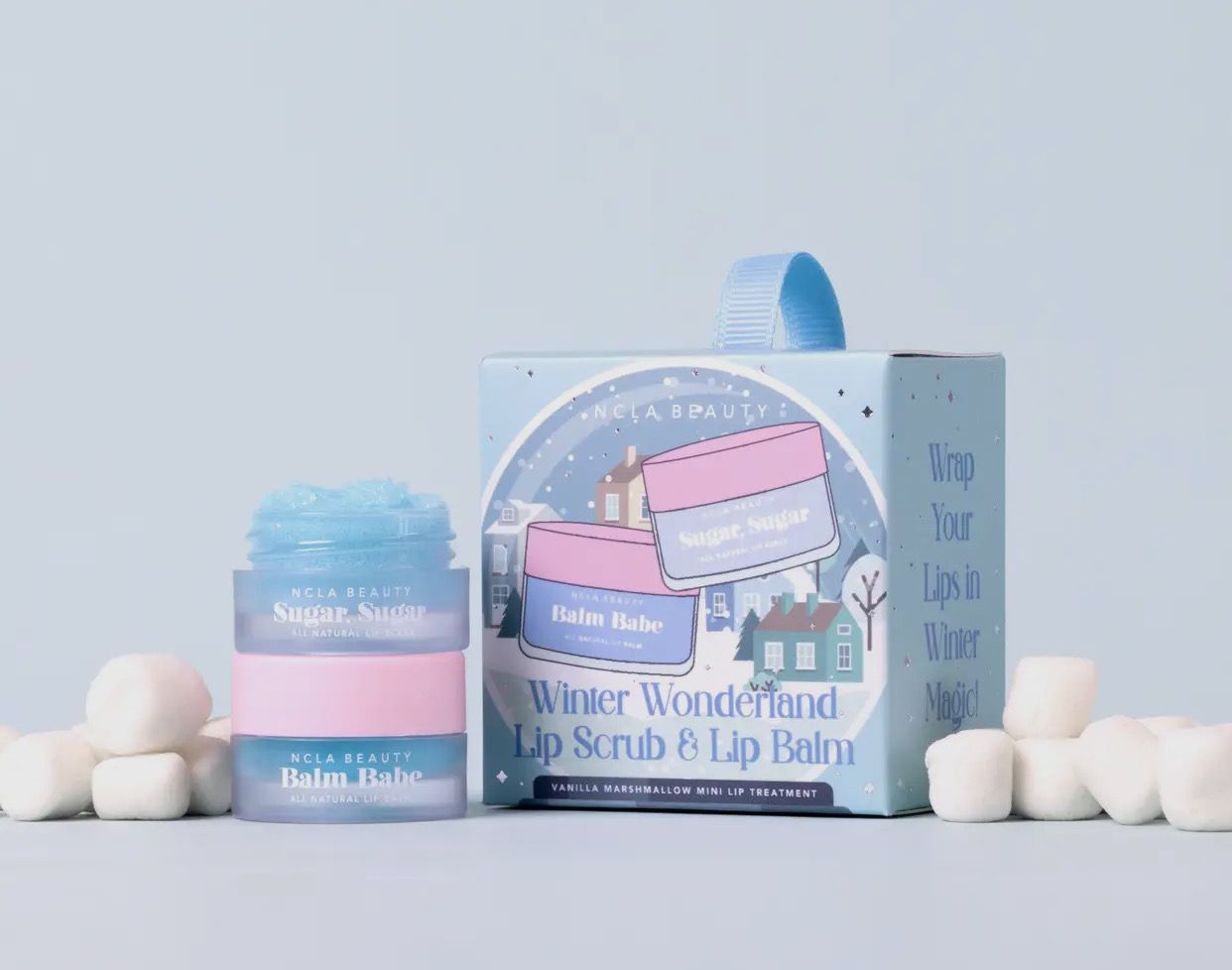 WINTER WONDERLAND LIP TREATMENT ORNAMENT GIFT SET