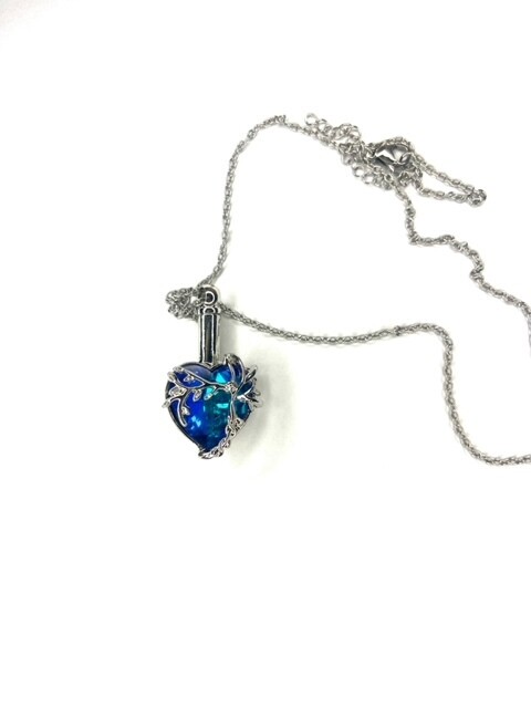 heart necklace keepsake urn