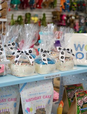 Nauti Dog Birthday Cake 4&quot; Blue