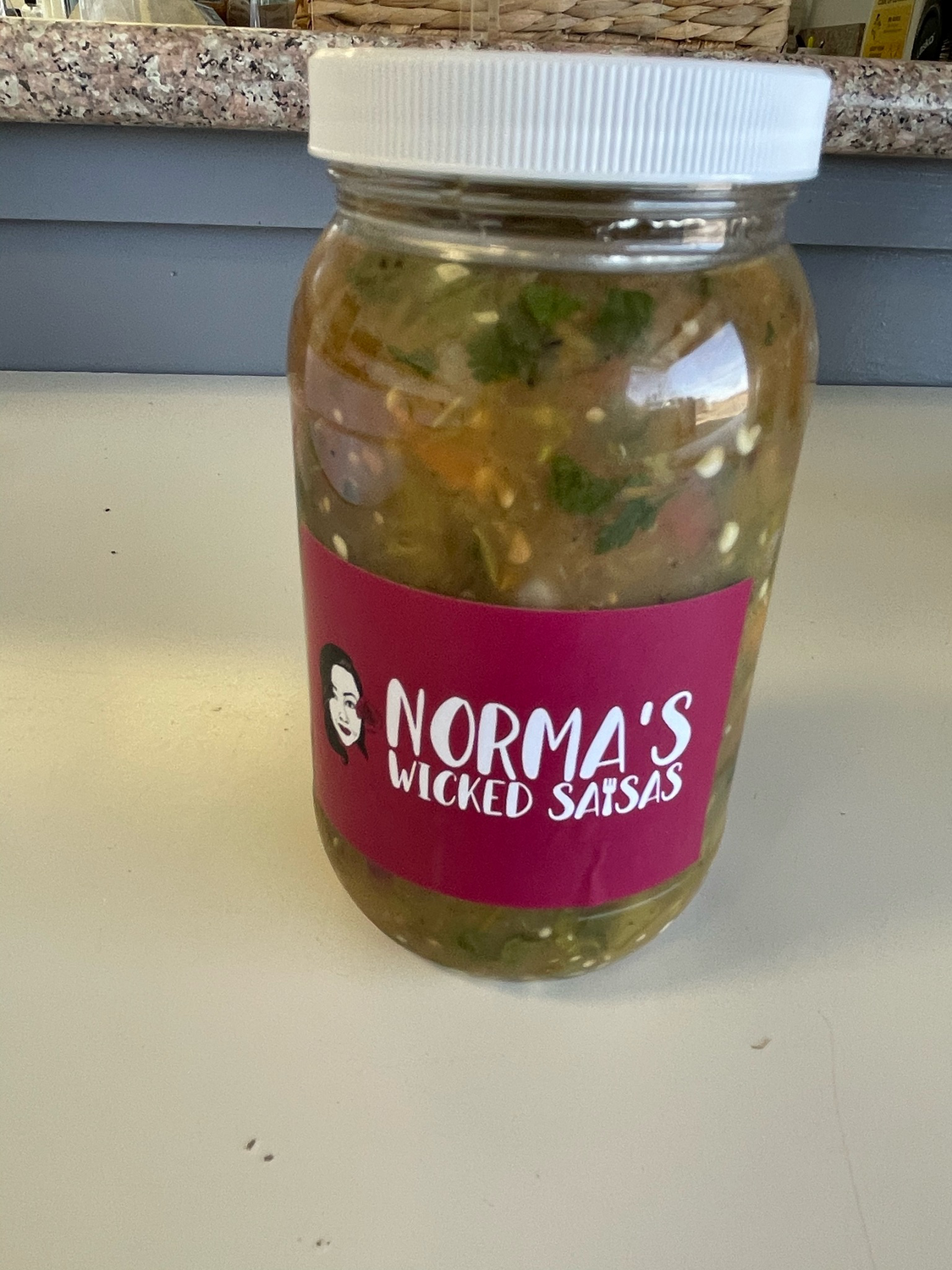 Norma&#39;s Wicked Salsa Red(Med)