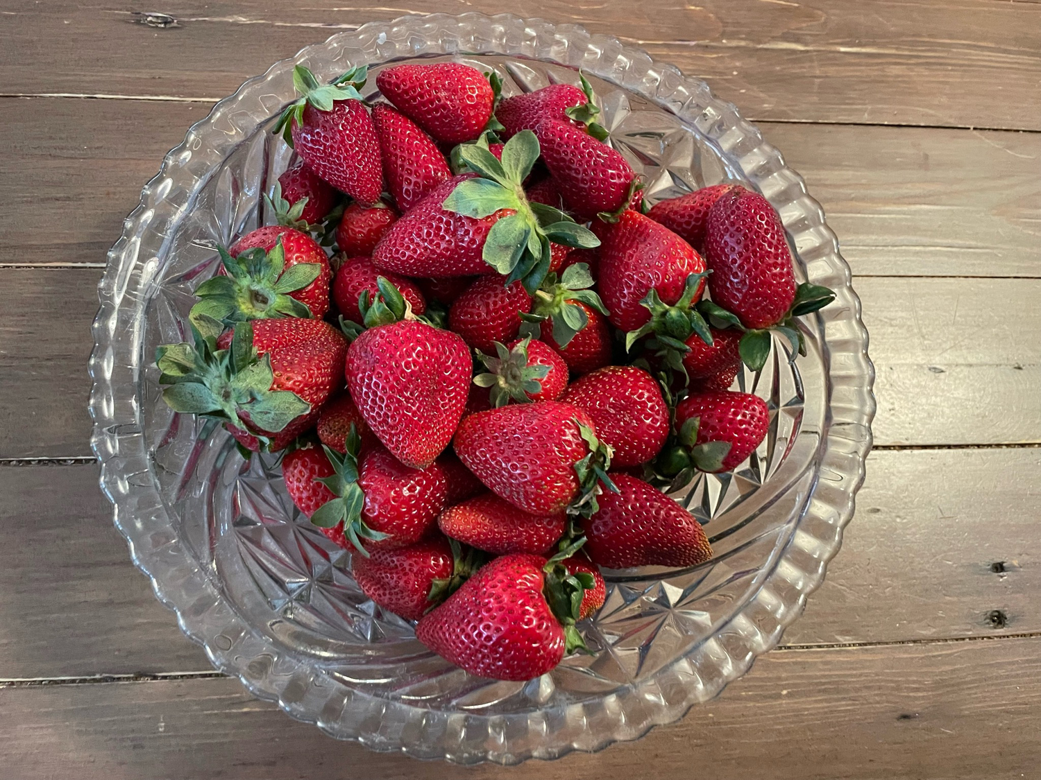 Strawberries Local/1 lb basket