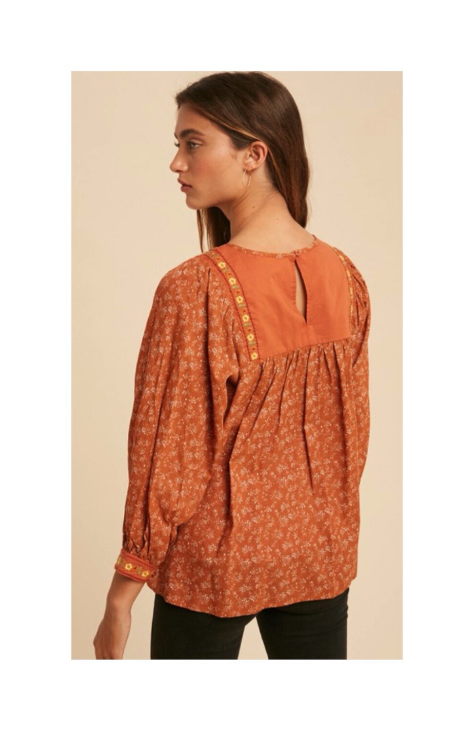 Floral Embroidery Blouse