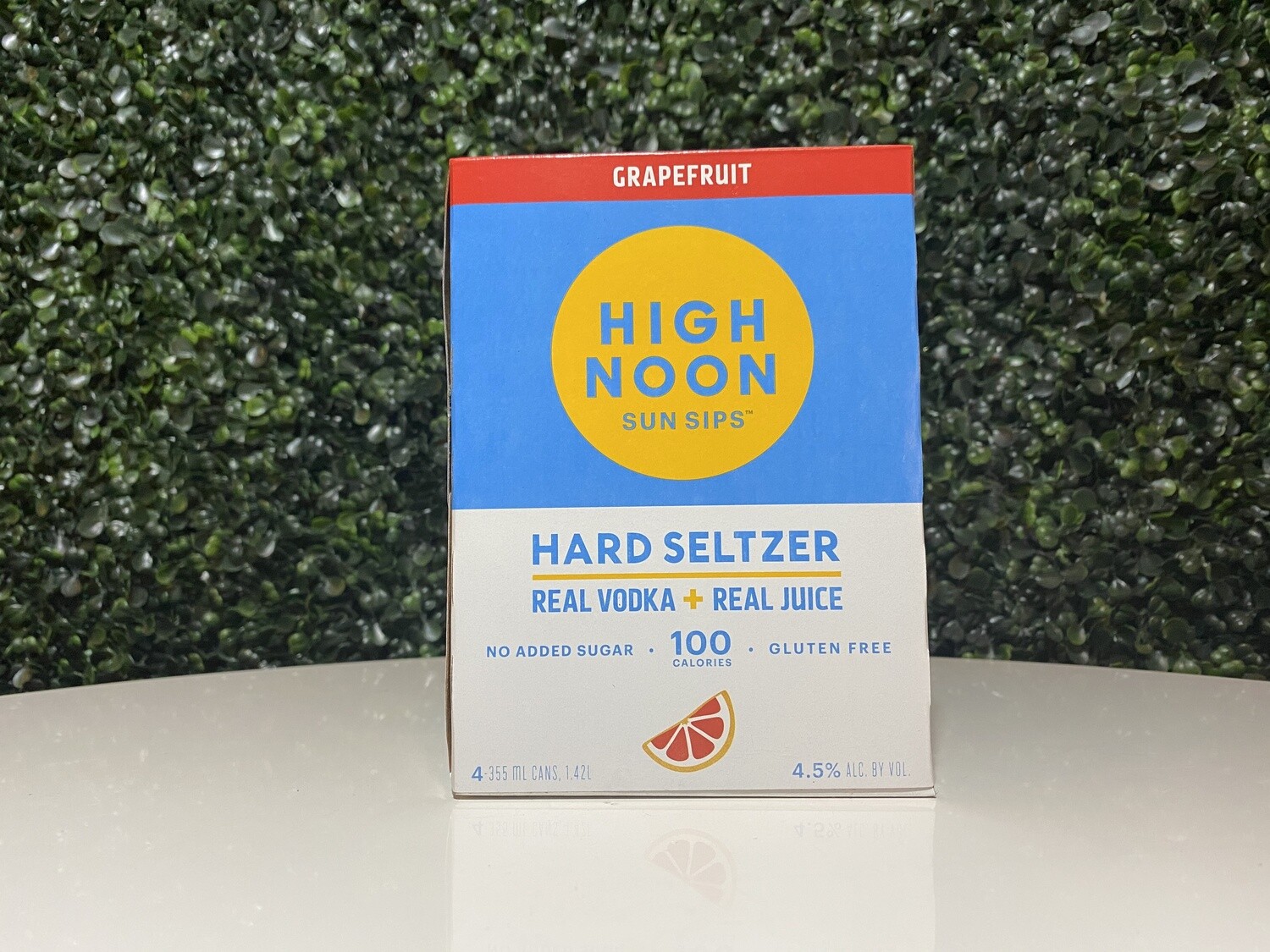High Noon - Grapefruit Seltzer - 4.5% ABV - 4 Pack High Noon - Grapefruit Seltzer - 4.5% ABV - 4 Pack