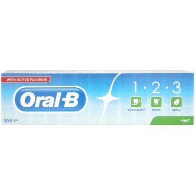 Oral-B toothpaste - mint