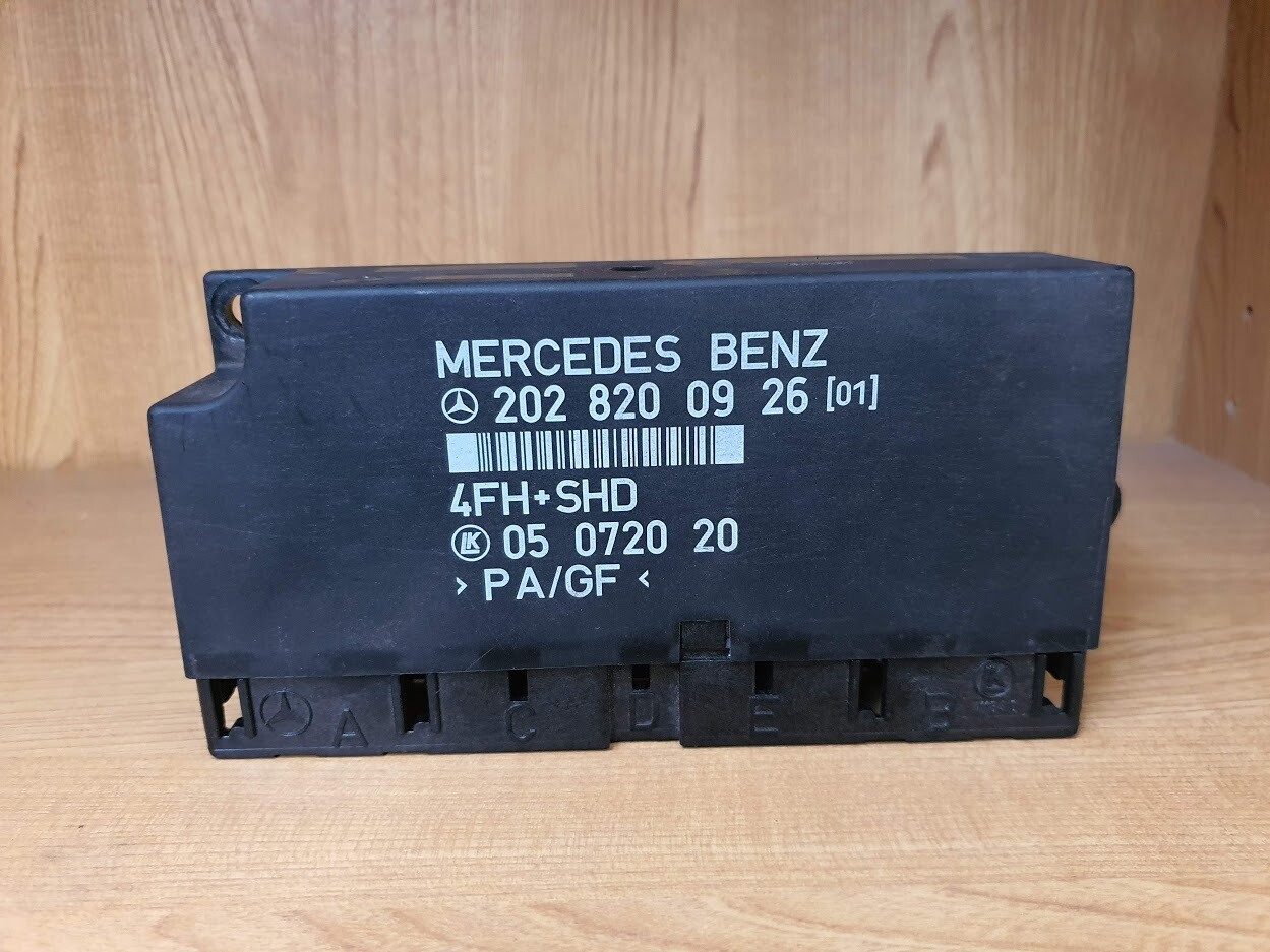 Mercedes-Benz Comfort Control Module