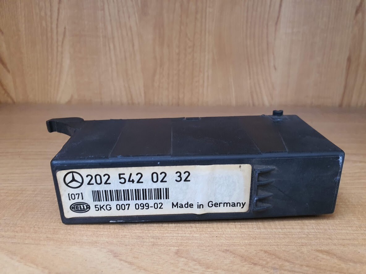 Mercedes-Benz Light Control Module