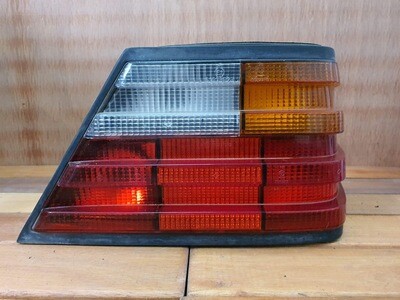 Mercedes-Benz W124 Right Tail Light