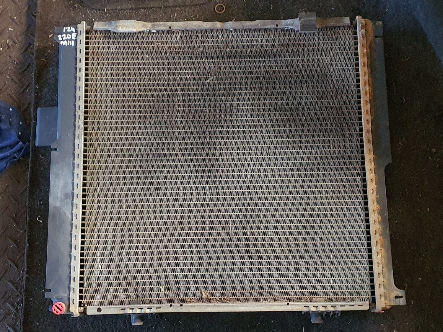 Радиатор w124 m103