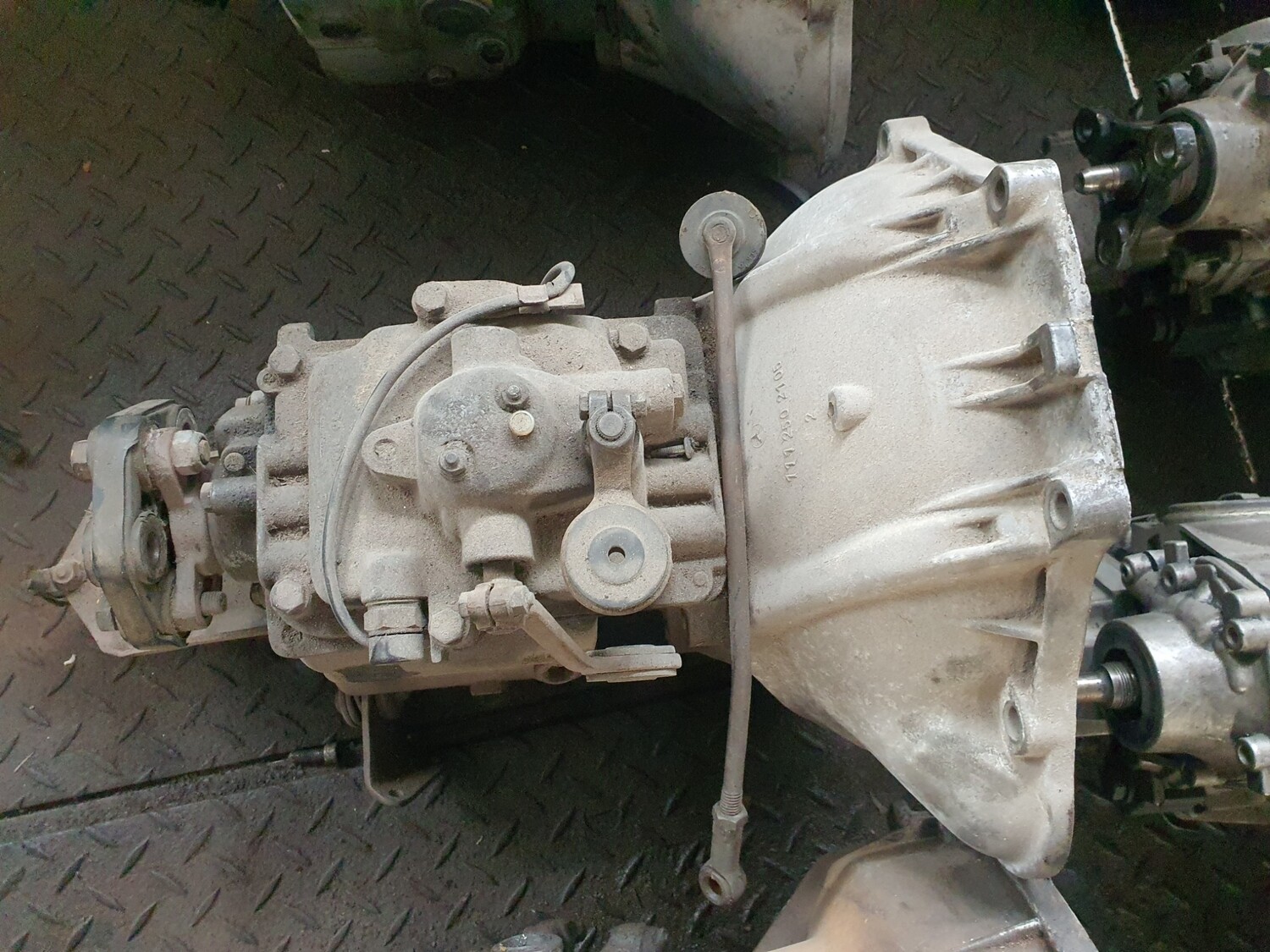 Mercedes-Benz Manual Column Shift Gearbox (W114/5 and W108)