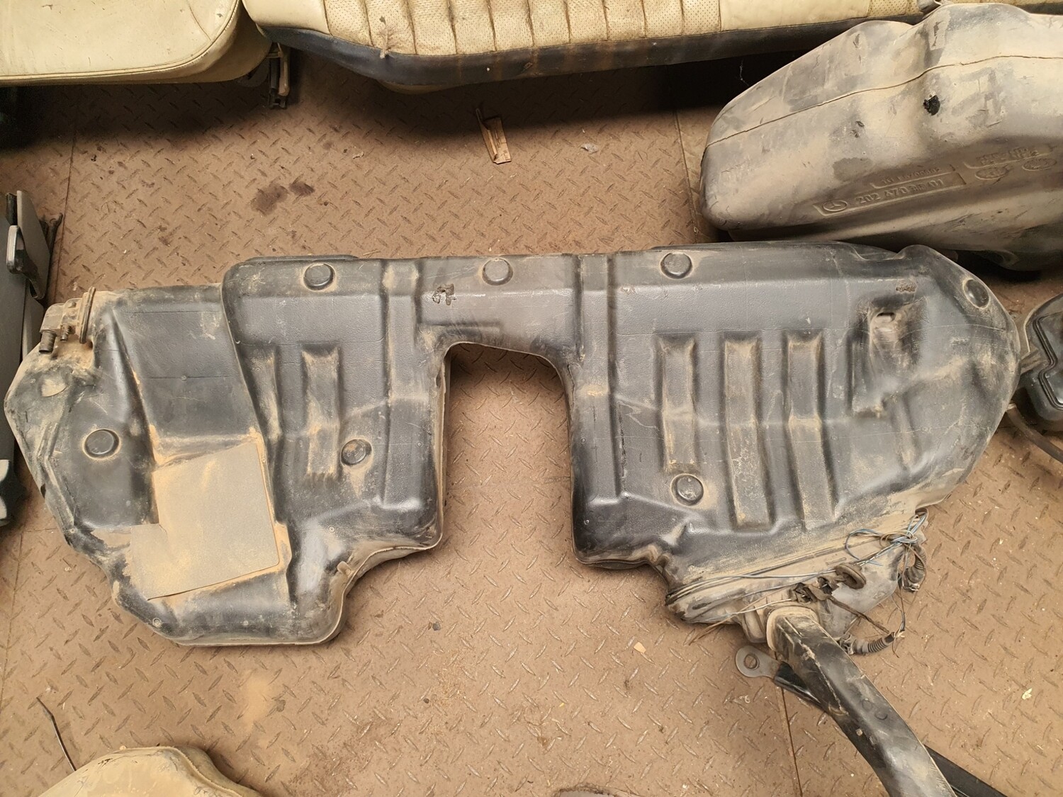 MercedesBenz Fuel Tank (W202)