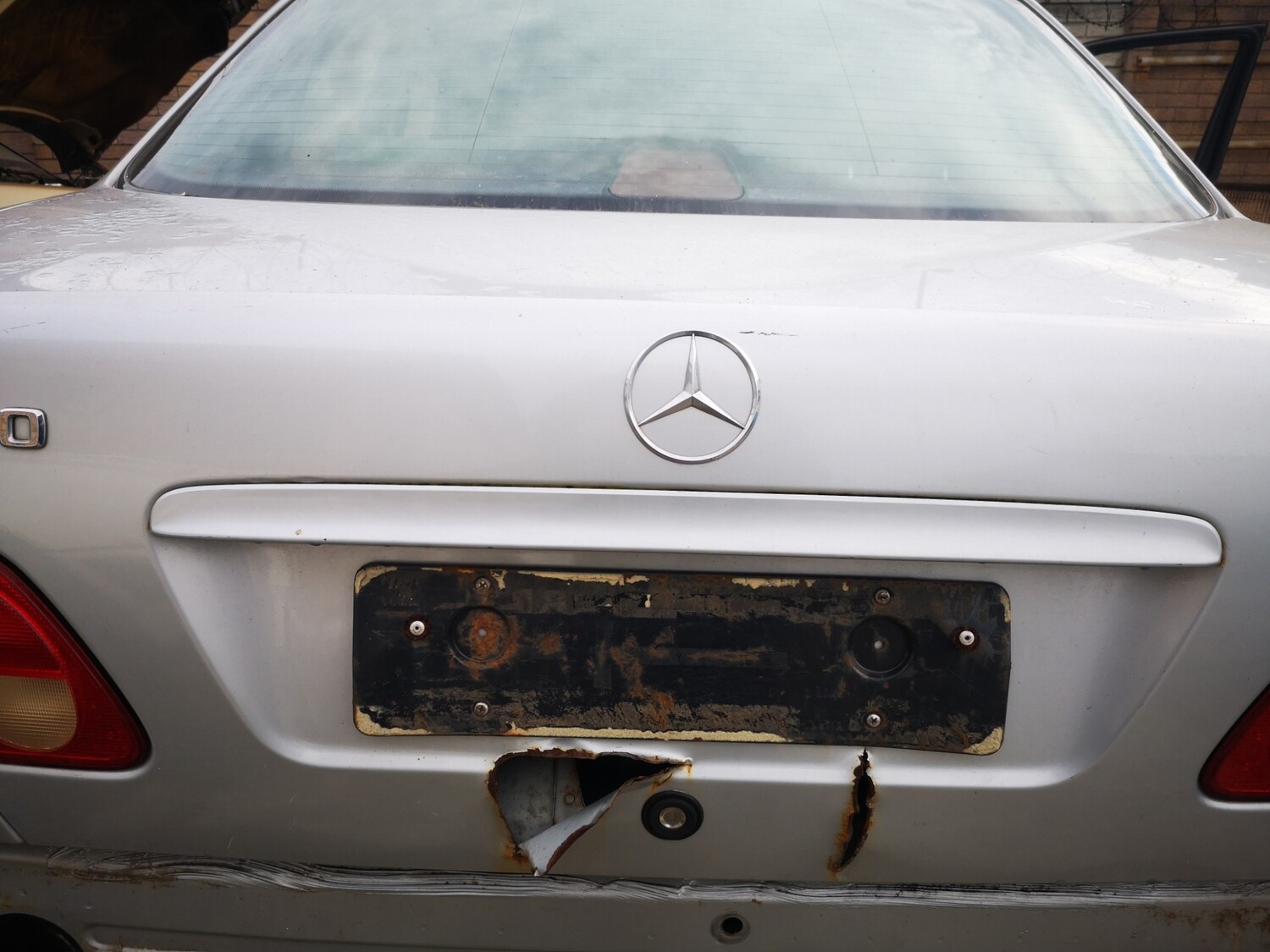 Mercedes-Benz Boot Lid Trim (W210)