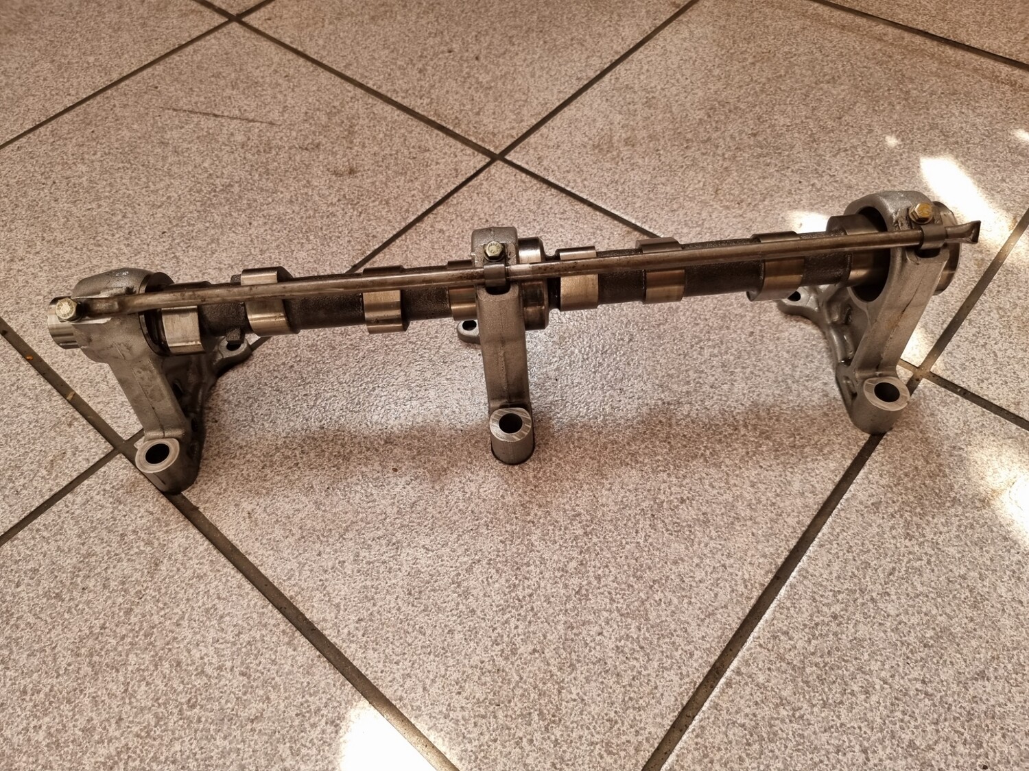Mercedes-Benz Camshaft With Towers and Oil Feed Pipe (240D)