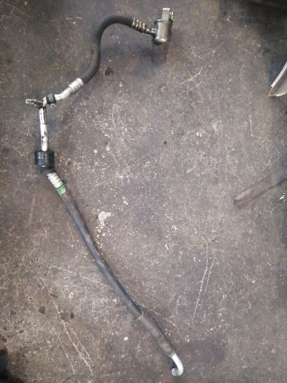Mercedes Benz Pipe (From Expansion Valve to Compressor Line) ( w210
