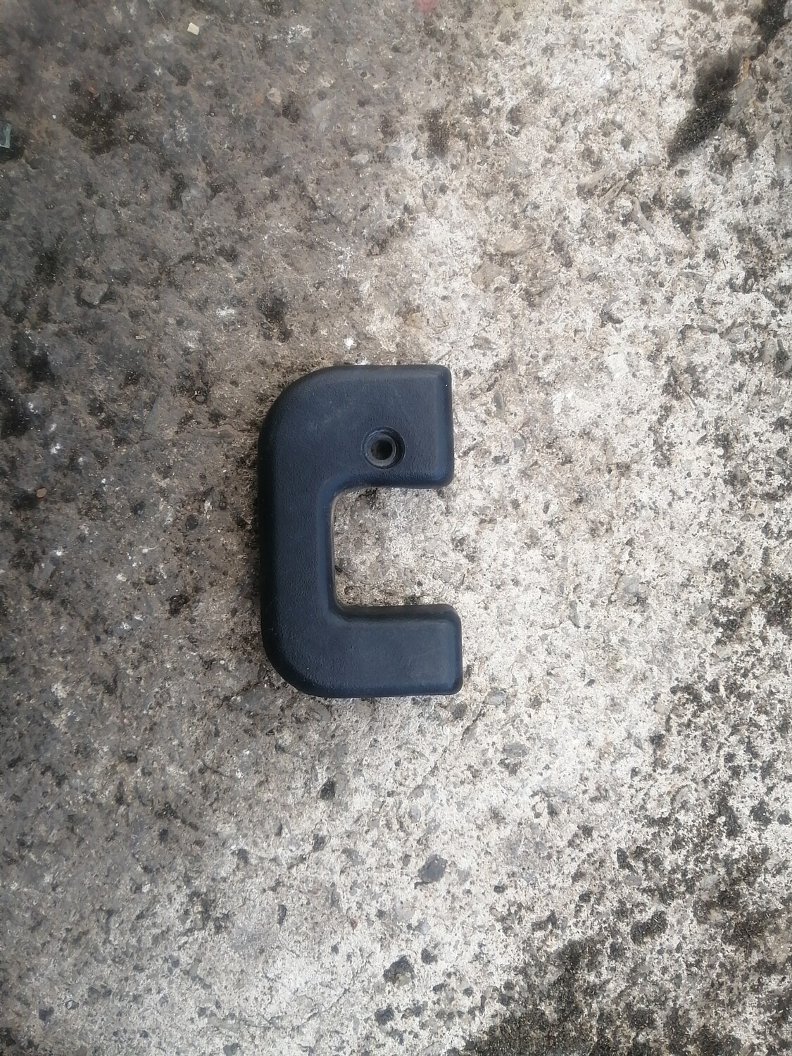 Mercedes Benz Door Lock Trim Left (w124)