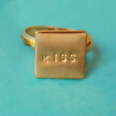 Bague Kiss