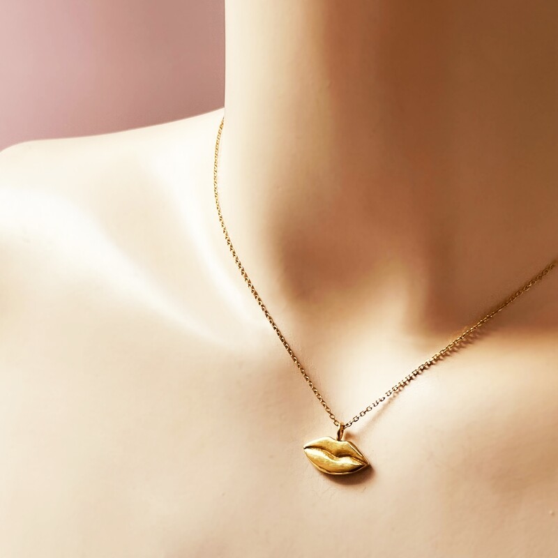 Collier Bouche