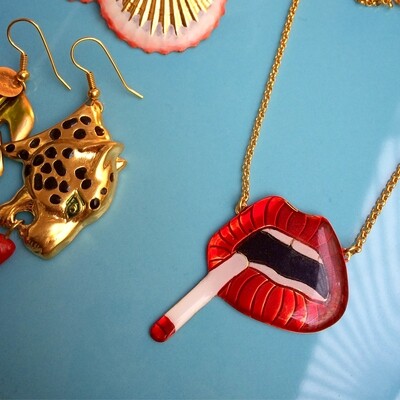 Collier Fumeuse