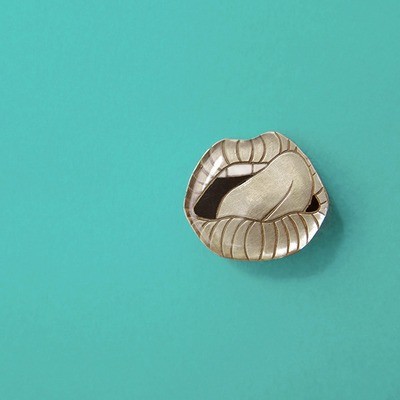 Broche Lick It Or