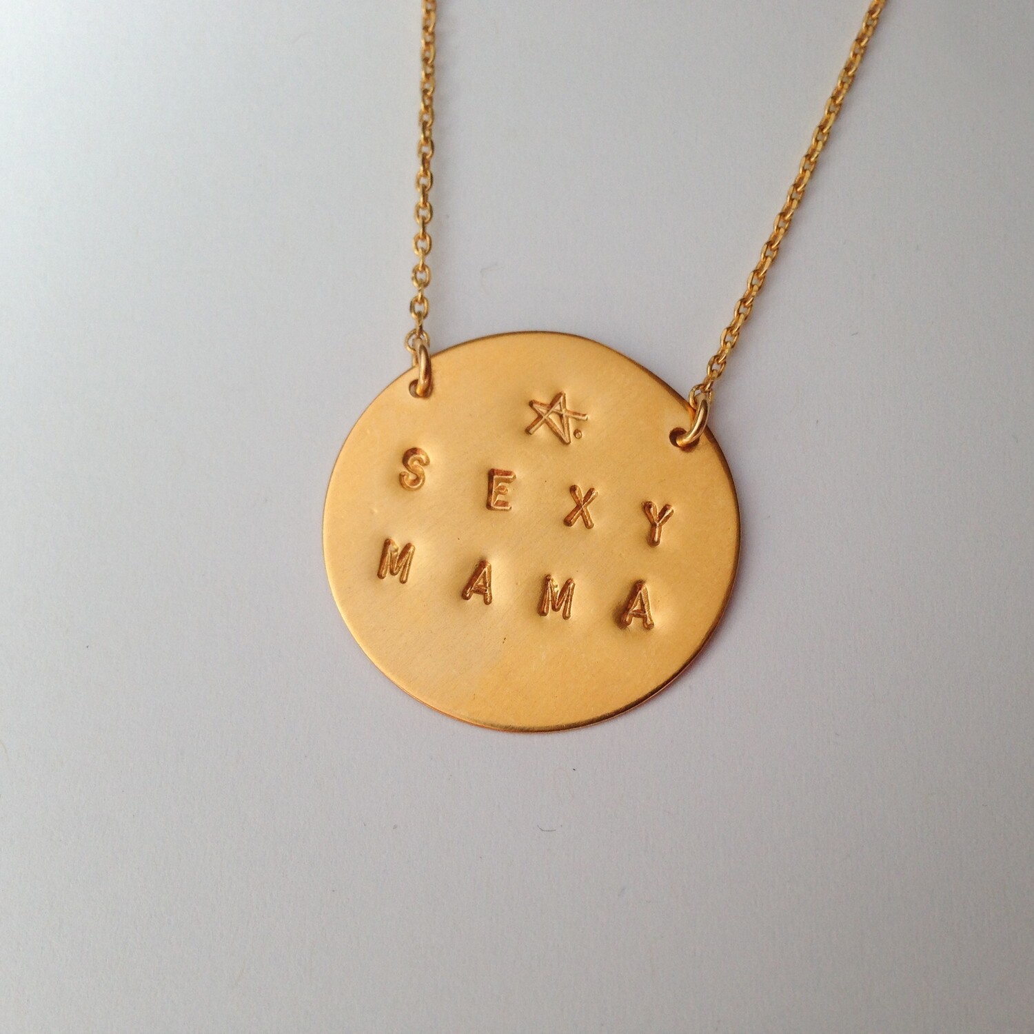 Collier MOTHERHOOD, Choisissez votre médaille: SEXY MAMA