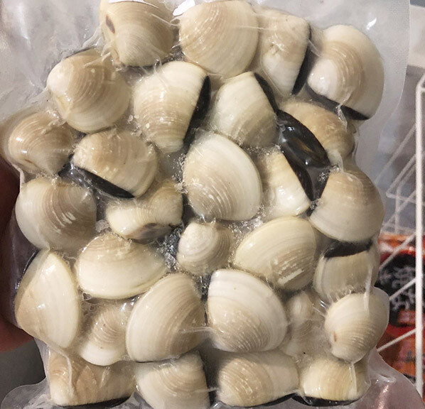 Whole White Clams 1kg