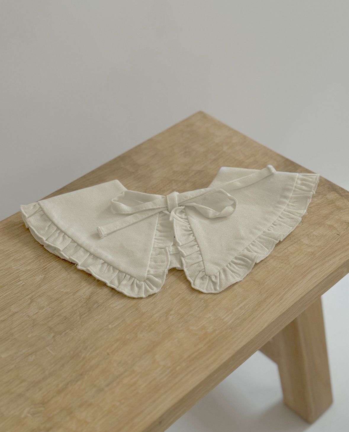 Комірець гострий кутик (льон), Розмір: 0-6 міс., Колір: Айворі