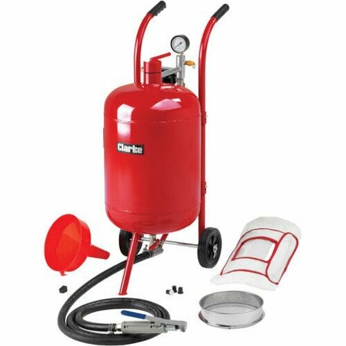 Clarke CPSB100B 32L Pressurised Sandblaster Clarke CPSB100B 32L Pressurised Sandblaster