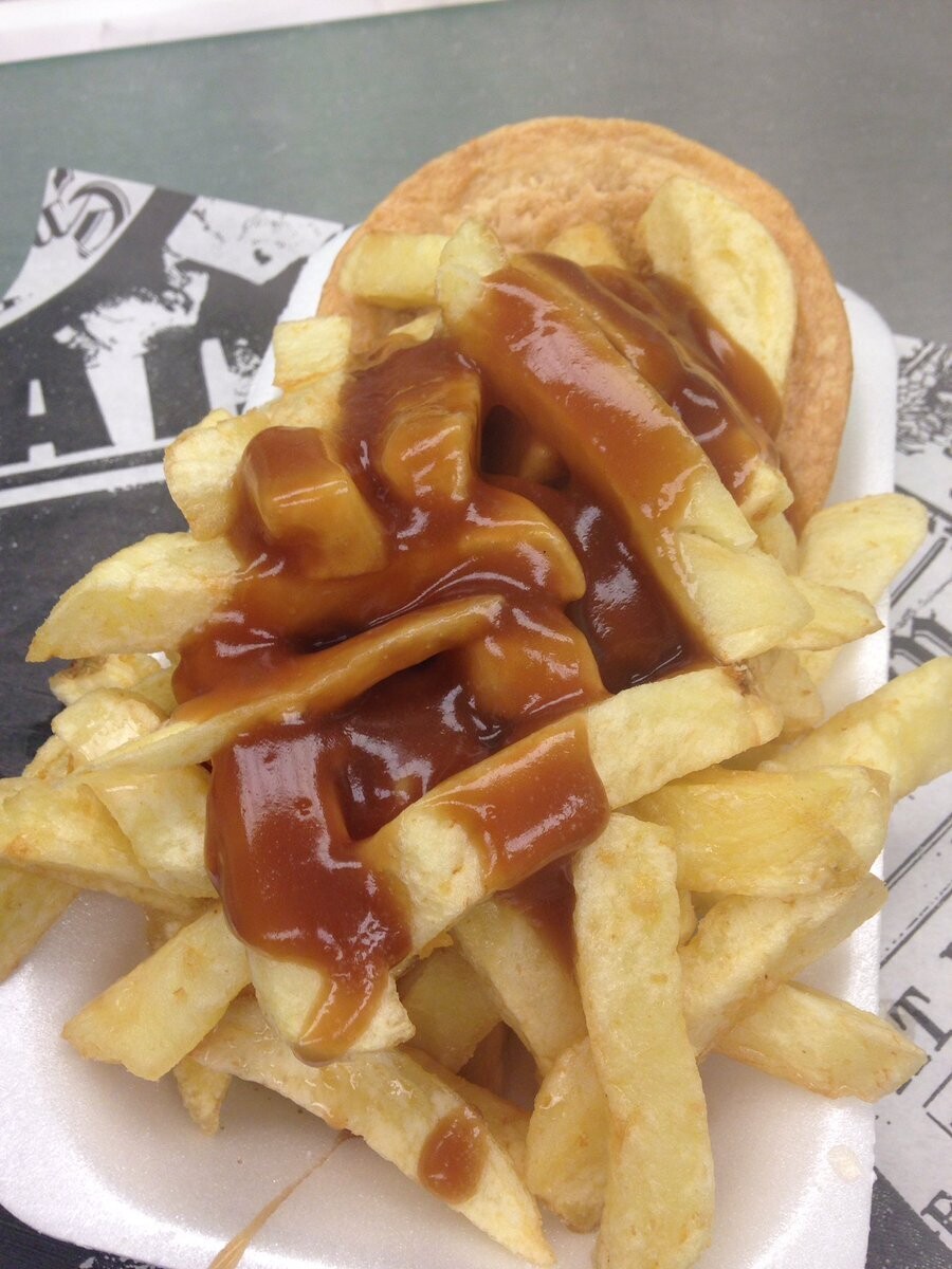 Pie, Chips &amp; Gravy