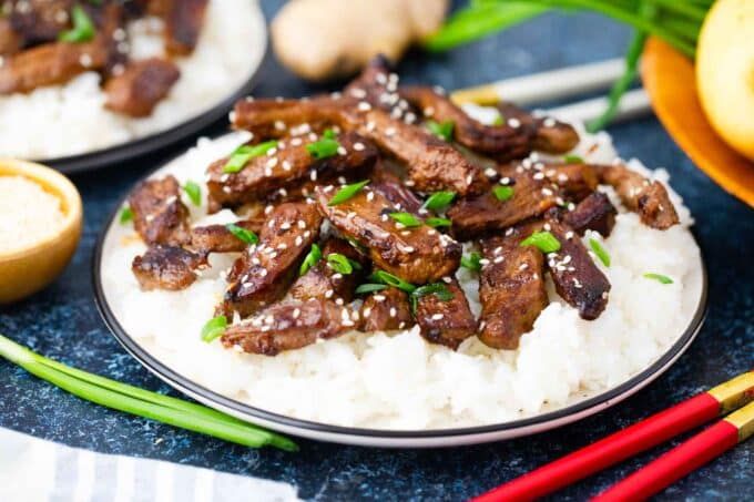 Beef strips in sticky BBQ with rice/spagetti