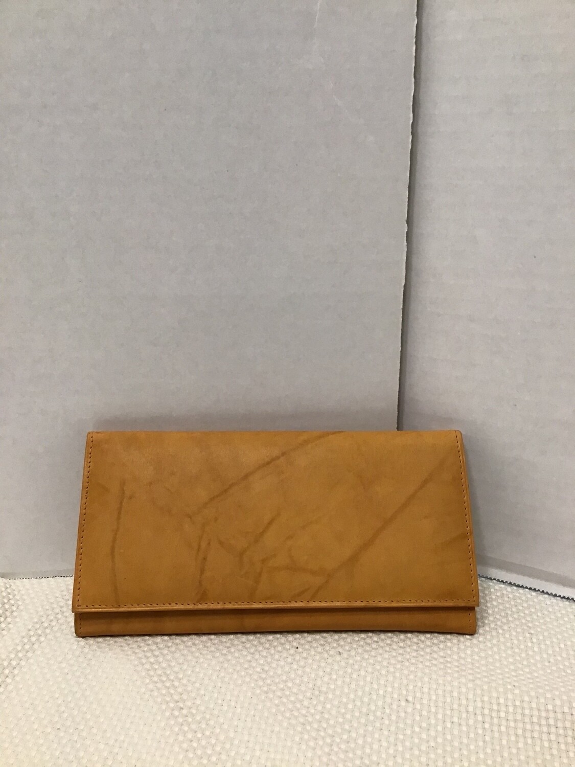 JEAN WALLET, COLOR: TAN