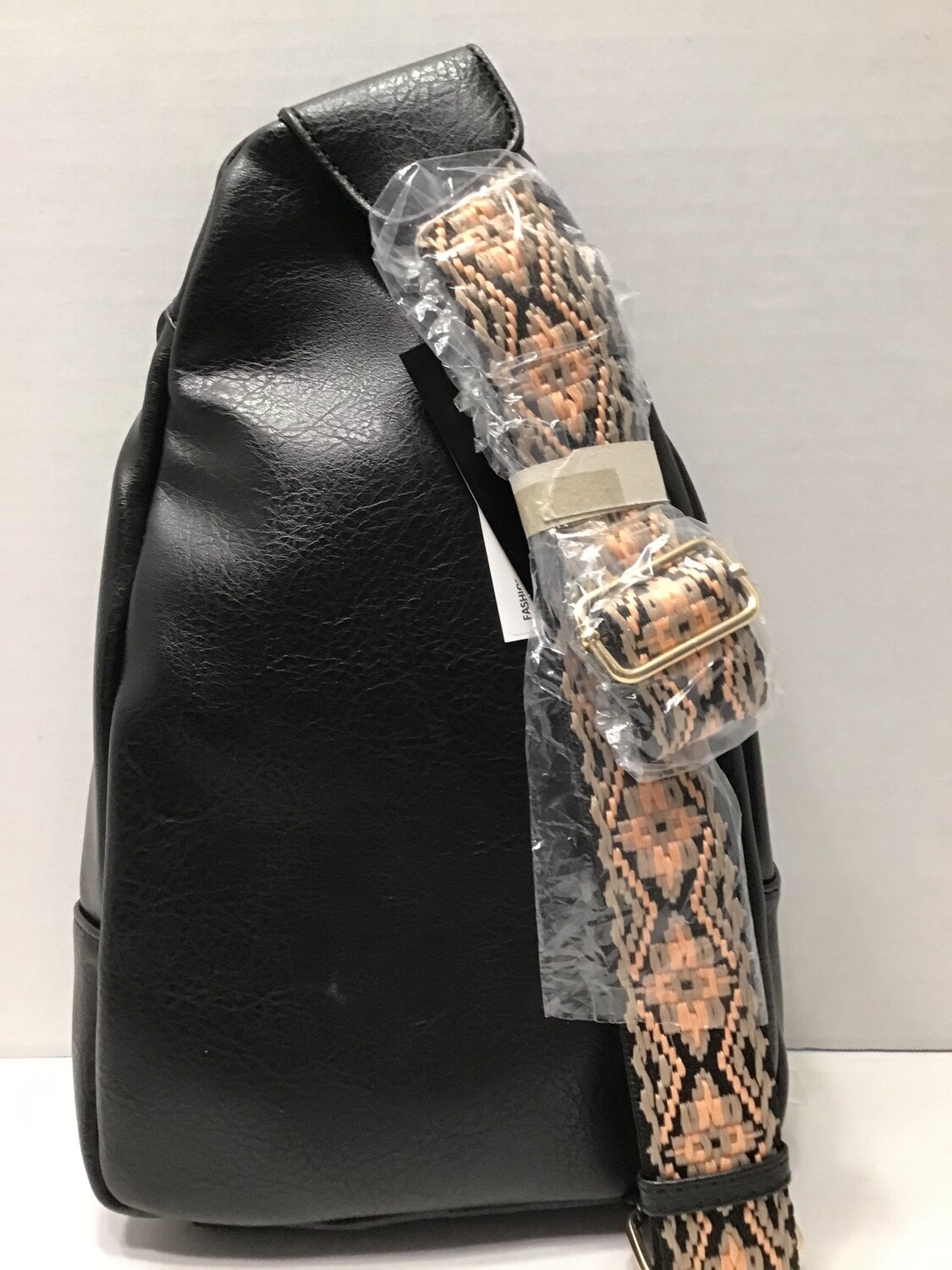 SHERI  CROSSBODY