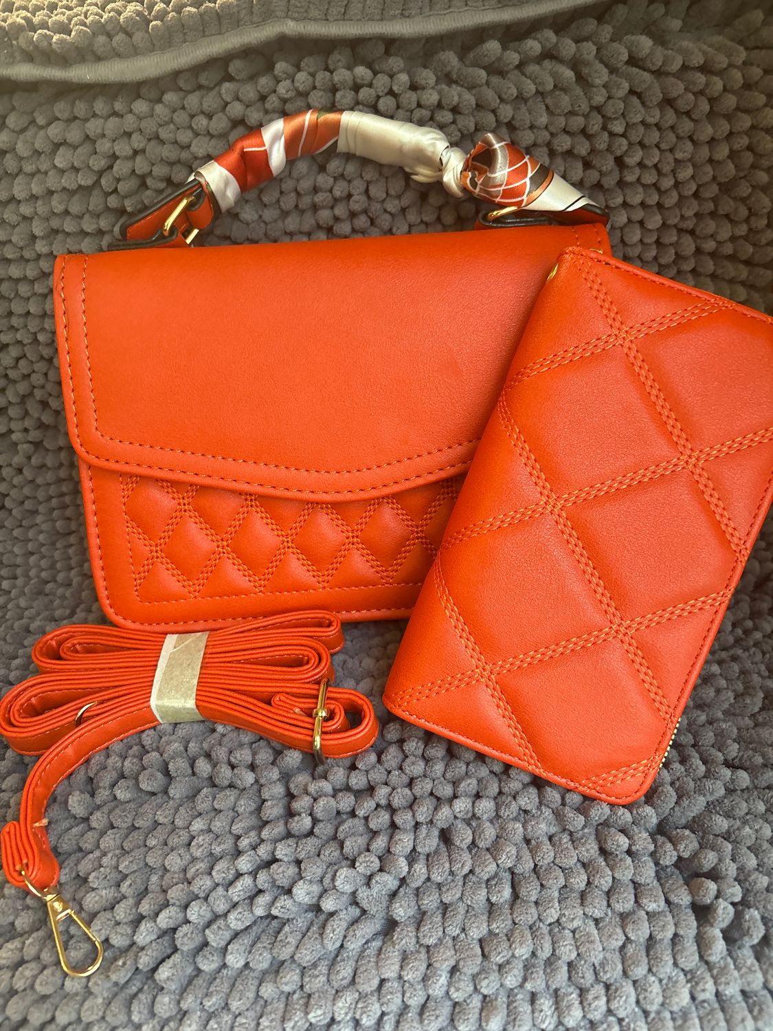 POLLY CROSSBODY