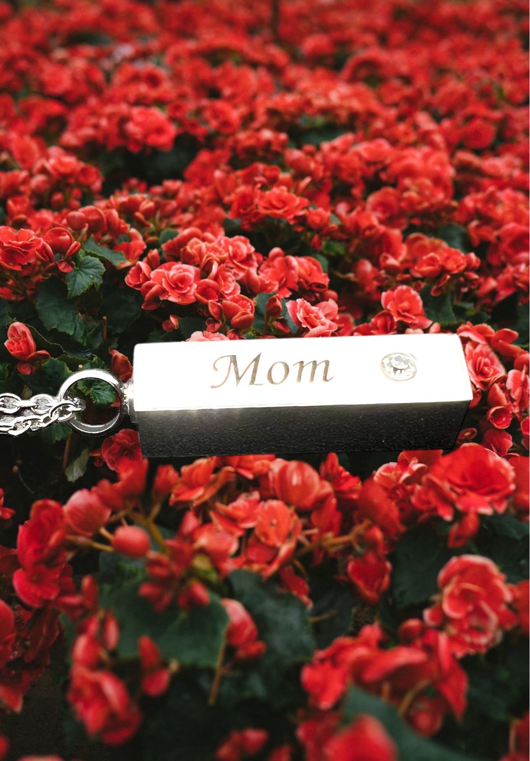 Mom Stainless Steel Bar Urn/Crystal