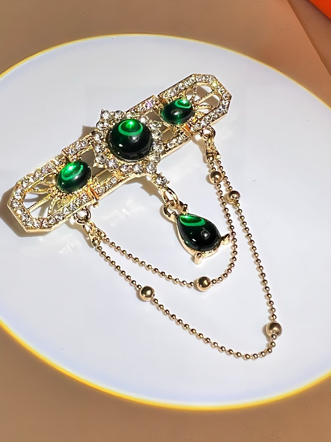 Vintage Baroque Emerald Rhinestone Palace Chains