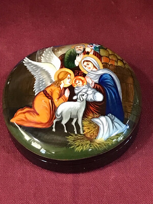 Nativity with Angel Shell Box