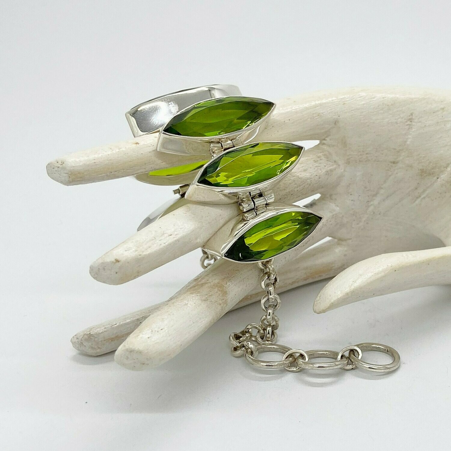 Armband Obsidian Navette olivgrün "navette pleasure"- 1 x 3 cm